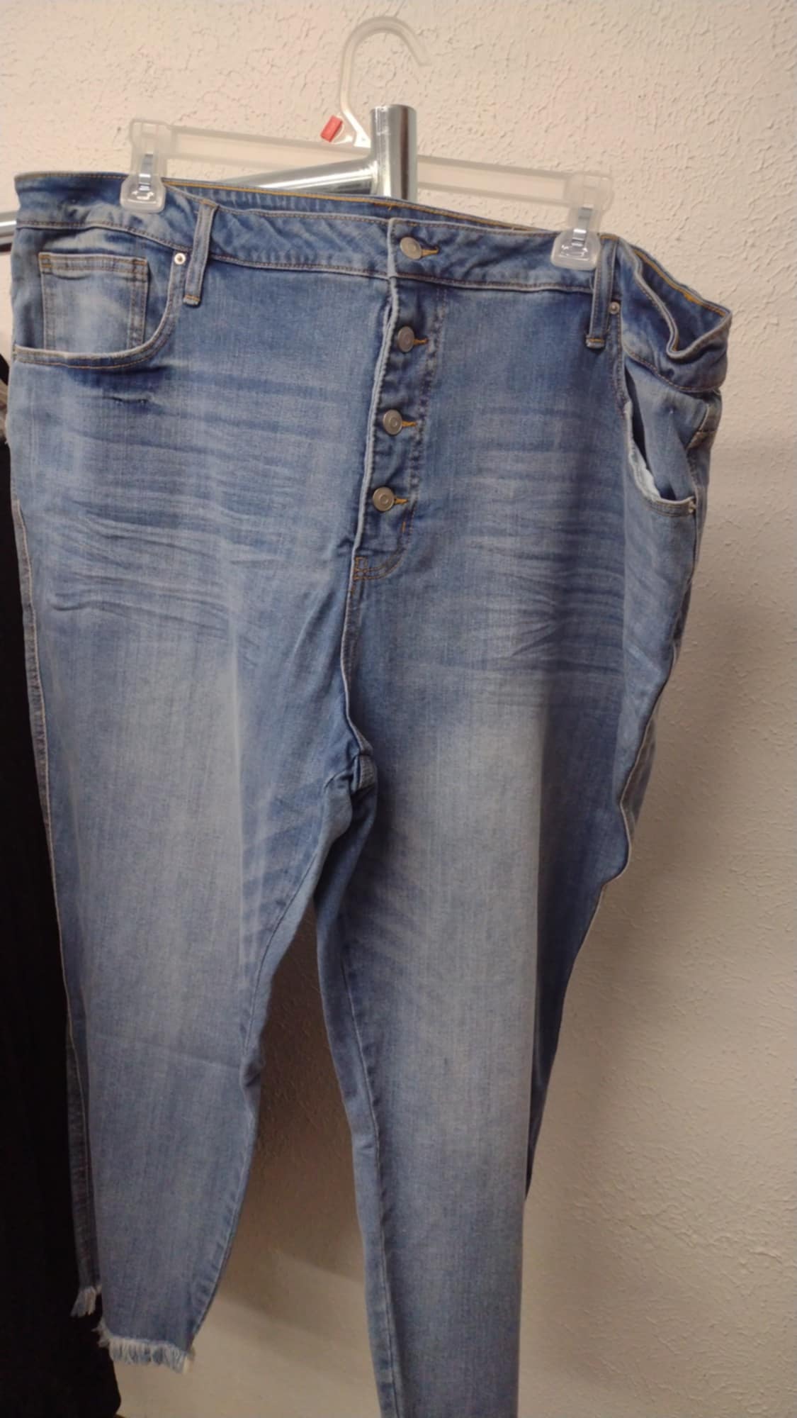 Blue Jeans Jean with Ruffle Hem Leg