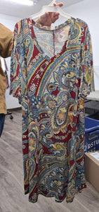 Burgundy Paisley Dress w Pockets