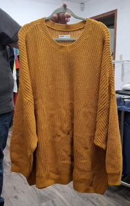 Gold Strechy Sweater Long Sleeves