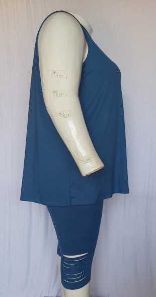 PSFU Blue Shredded 2 Piece Outfit Tank and Capri Capris Set
