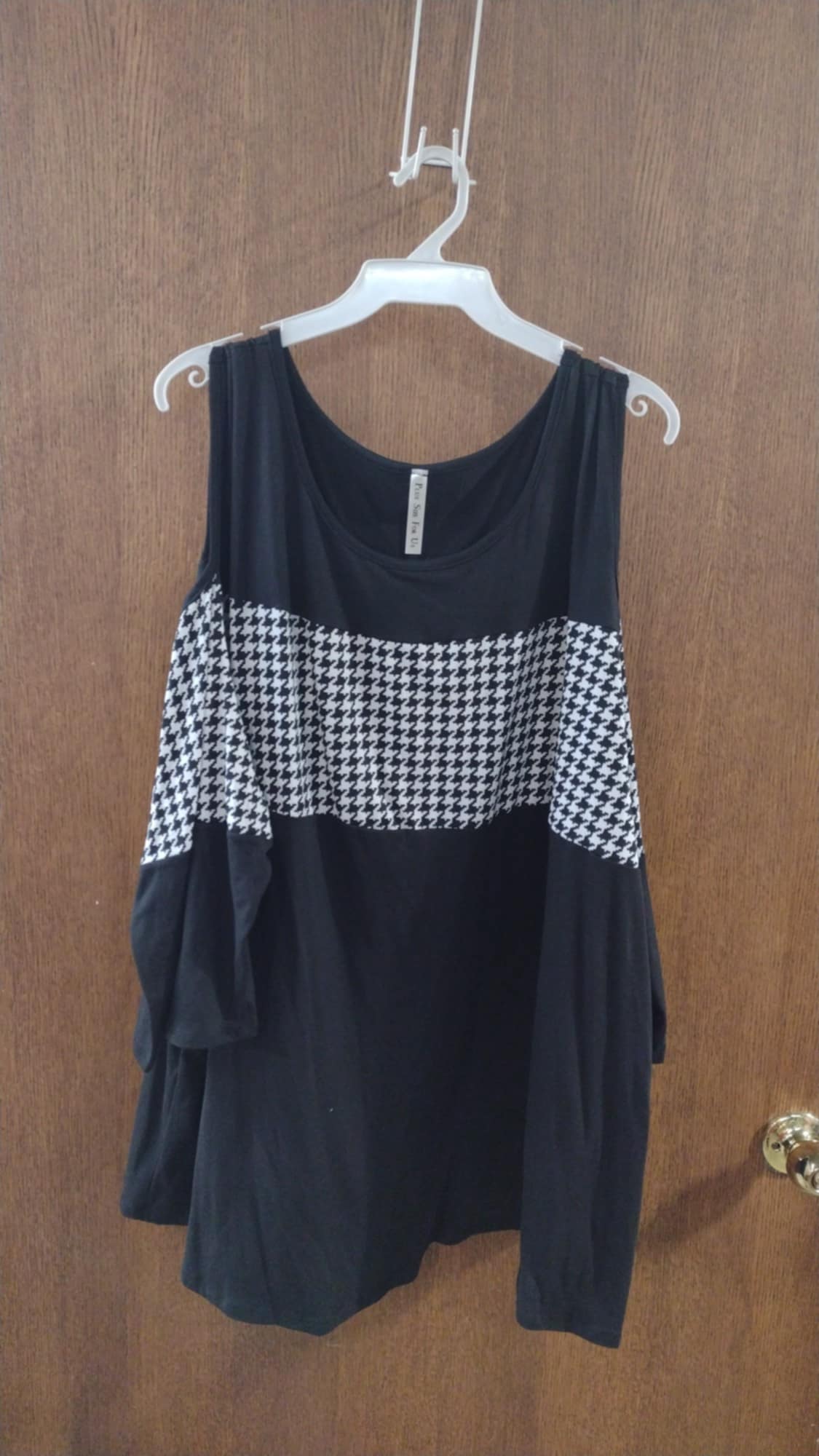 Black & White Houndstooth Cold Shoulder Shirt Top