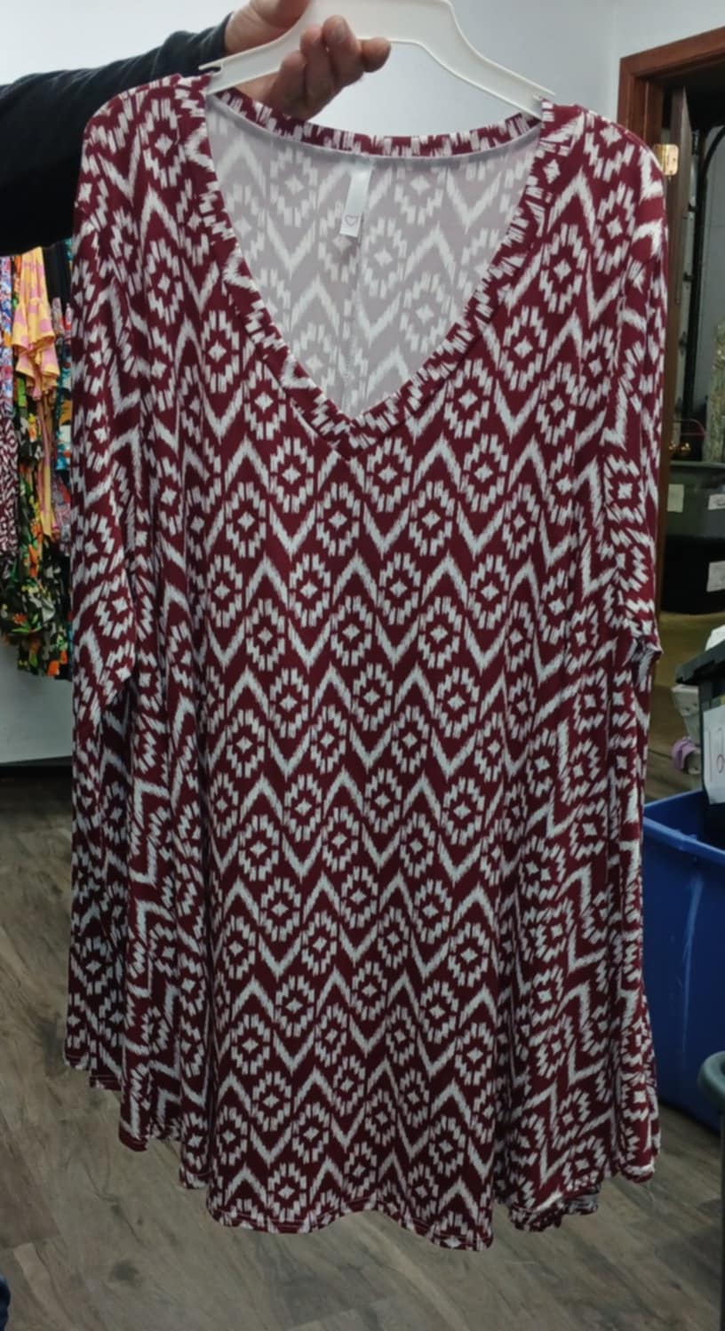 Burgundy & White Design Shirt Top