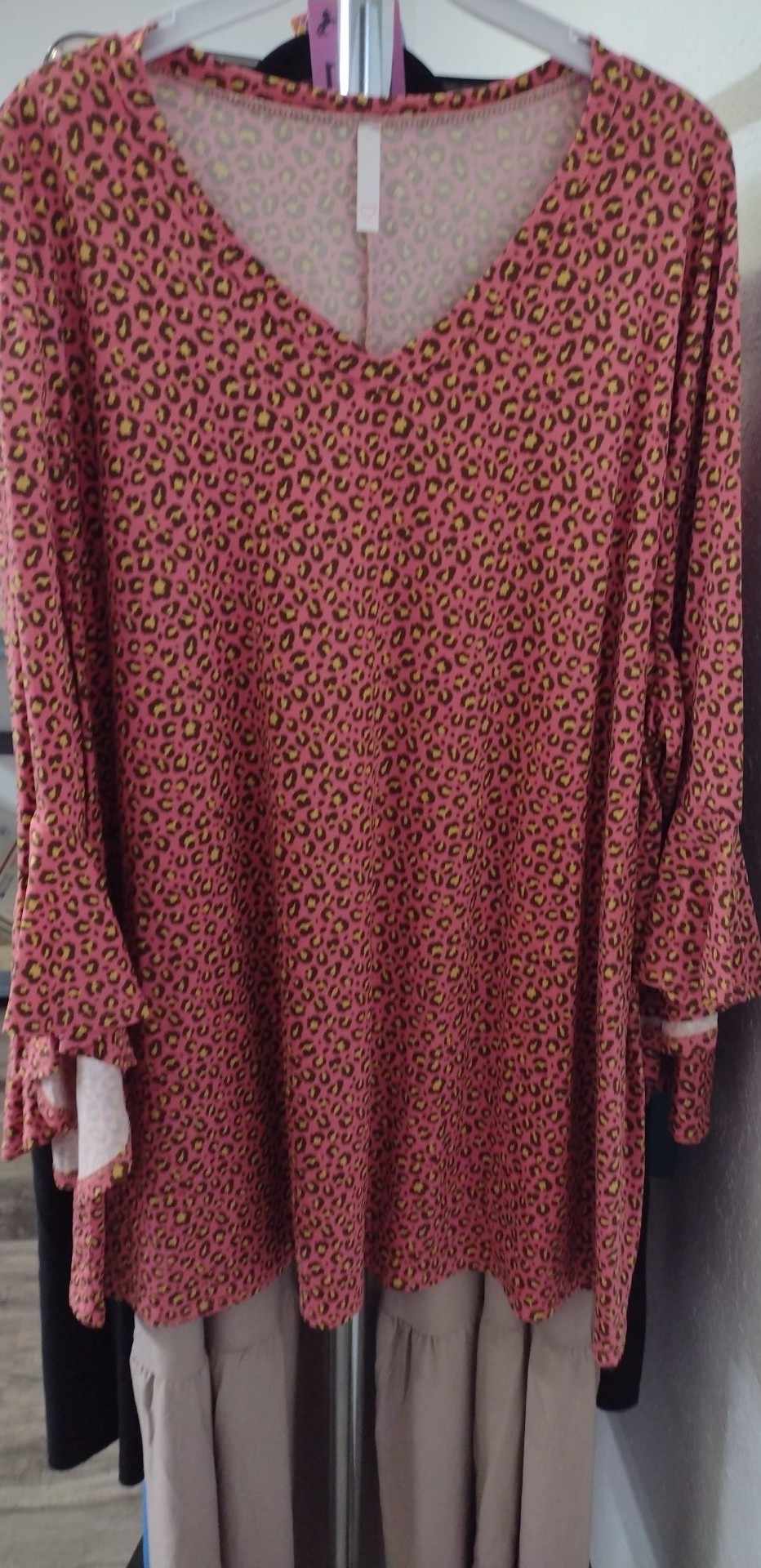 Pink Leopard Shirt Top w Majestic Sleeves