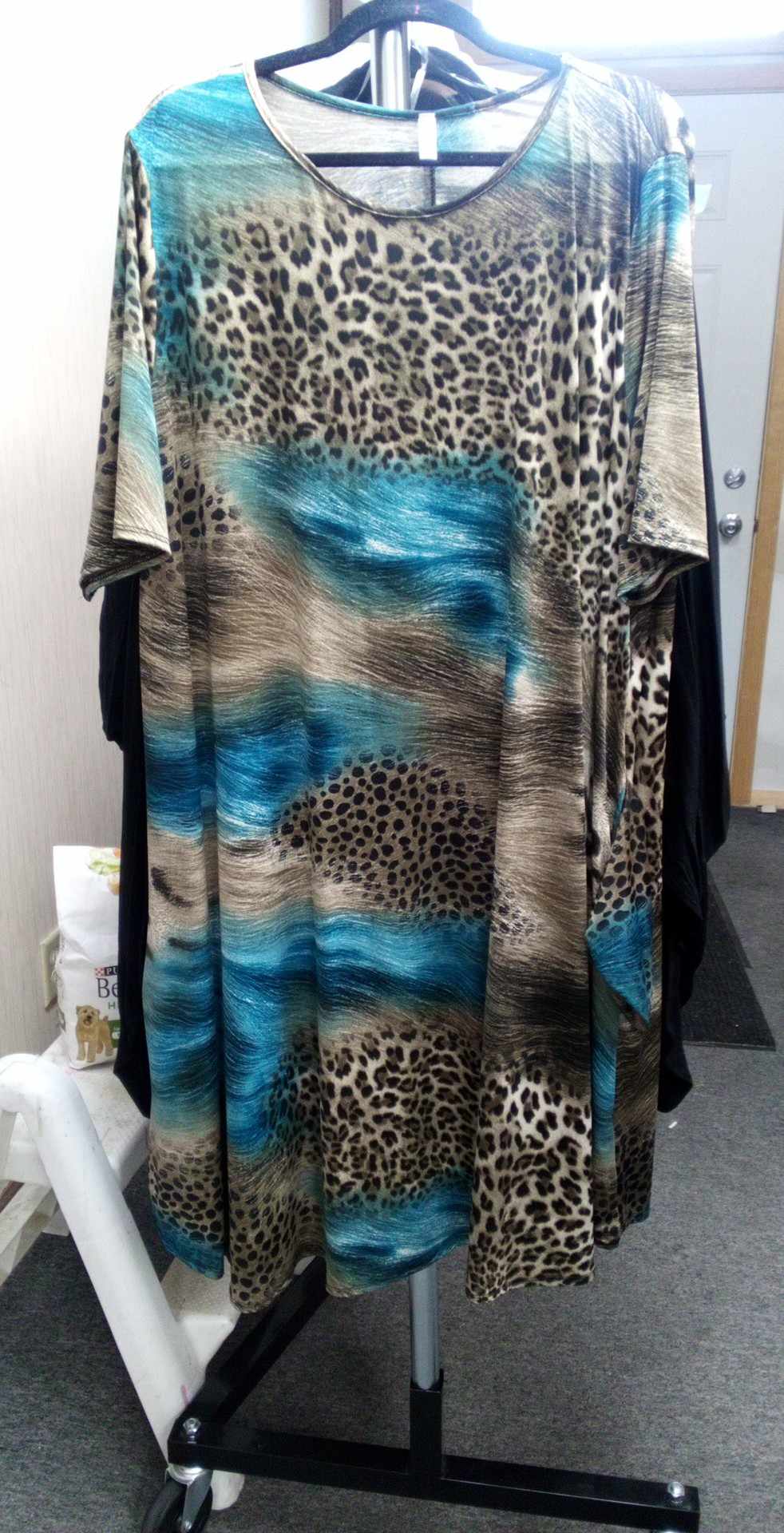 Beige Tan Leopard Dress w Bright Blue Accents