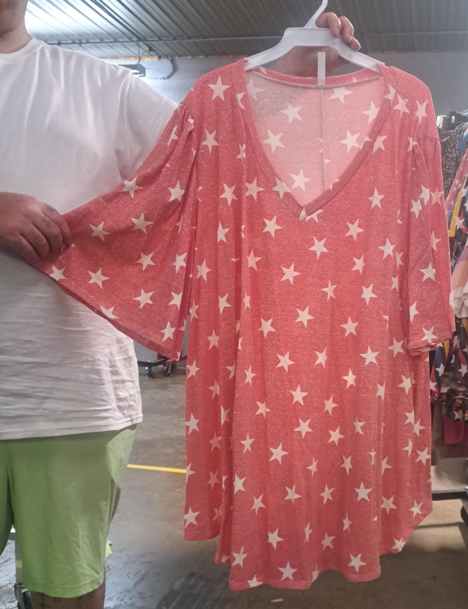 Hearthered Red and White Star Shirt Top Wide Sleeves