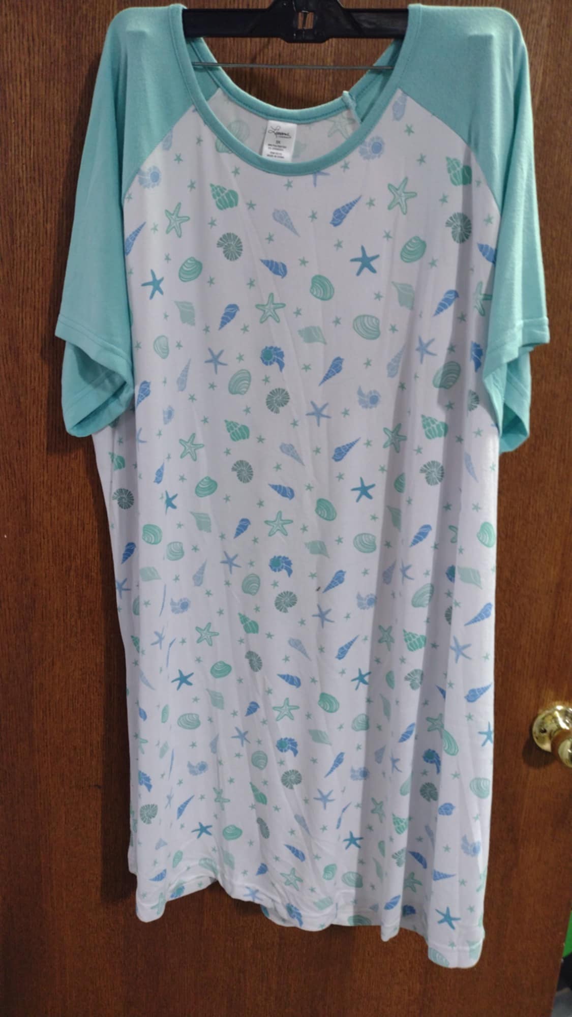 Mint Sleeve Seashell Nightgown
