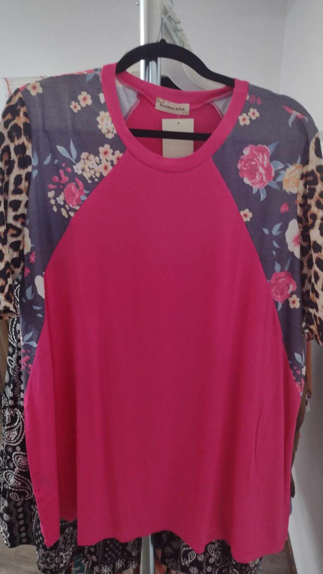 Pink Floral Leoaprd Sleeve Shirt Top
