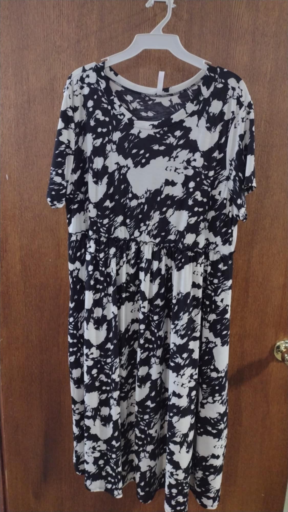 Black & White Stretchy Middle Detail Dress