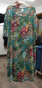 Green Pink Teal Gorgeous Dess