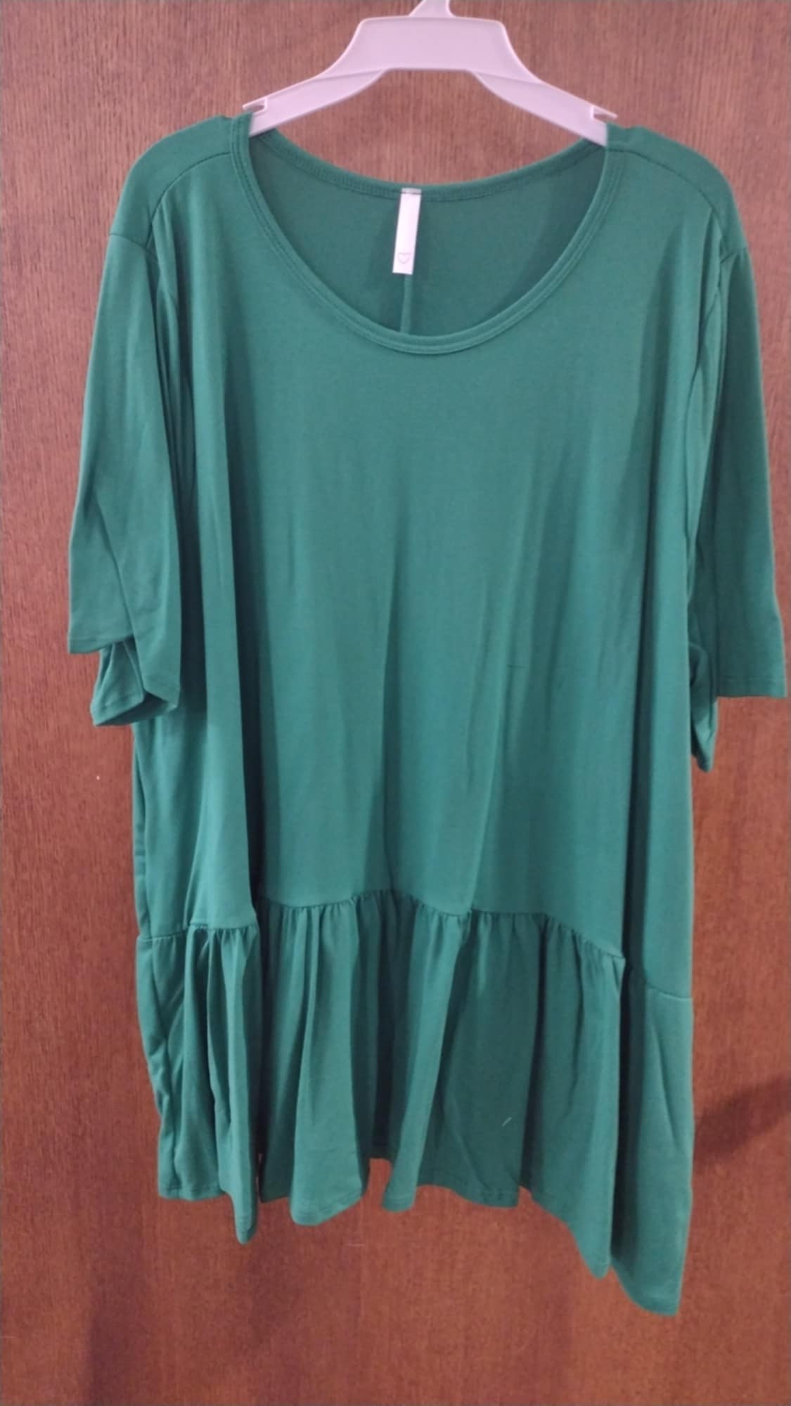 Solid Green Shirt Top w Ruffle Hem