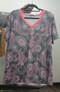 Gray pink Neckline Paisley Shirt Top