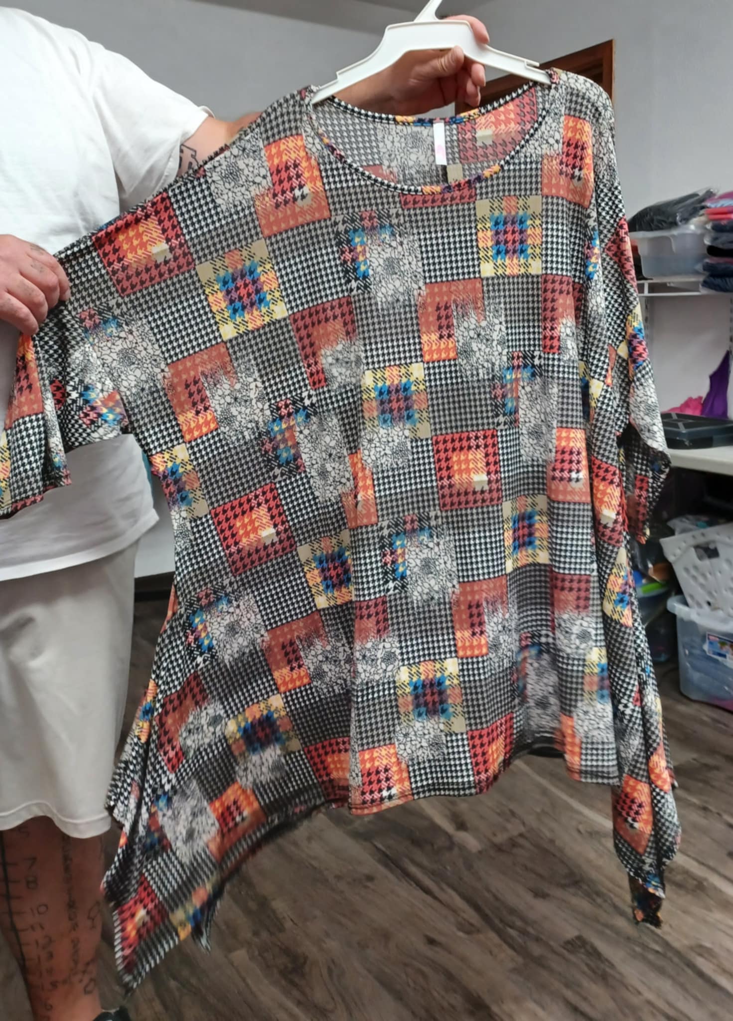 Houndstooth Square Sharkbite Asymetrical Hem Shirt Top Tunic