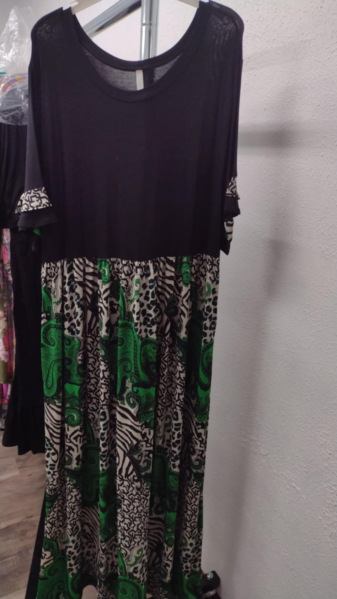 Black Green Paisley Maxi Dress