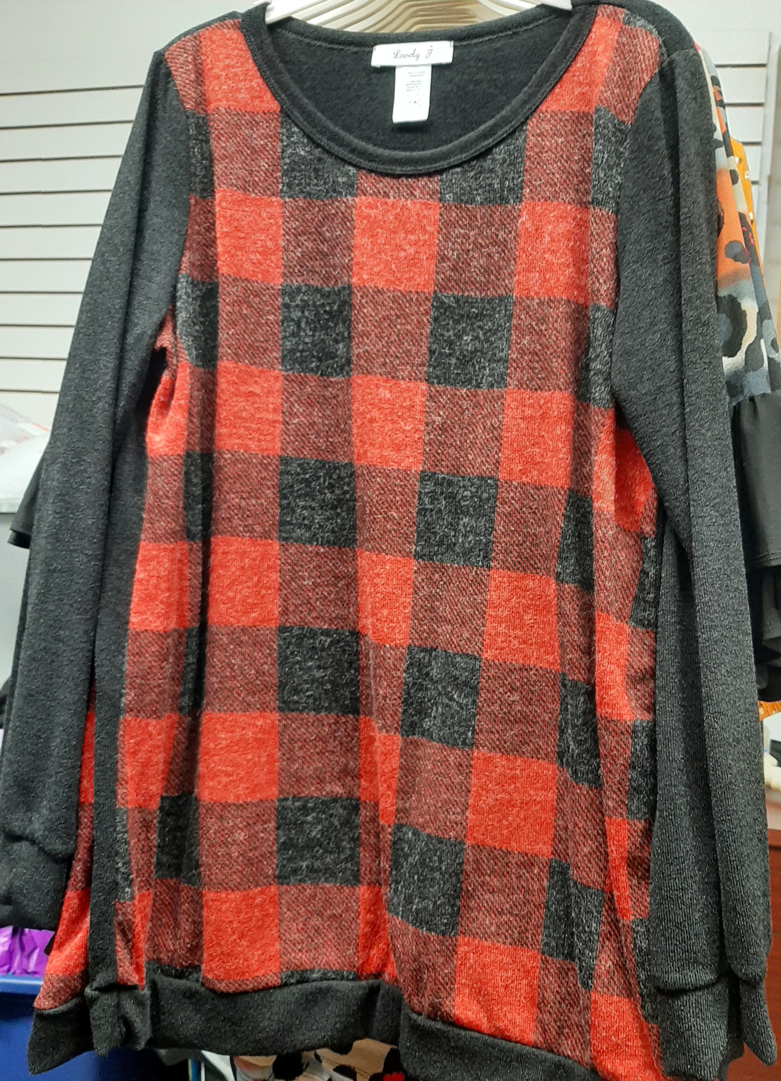 Black & Red Plaid Sweatery Shirt Top