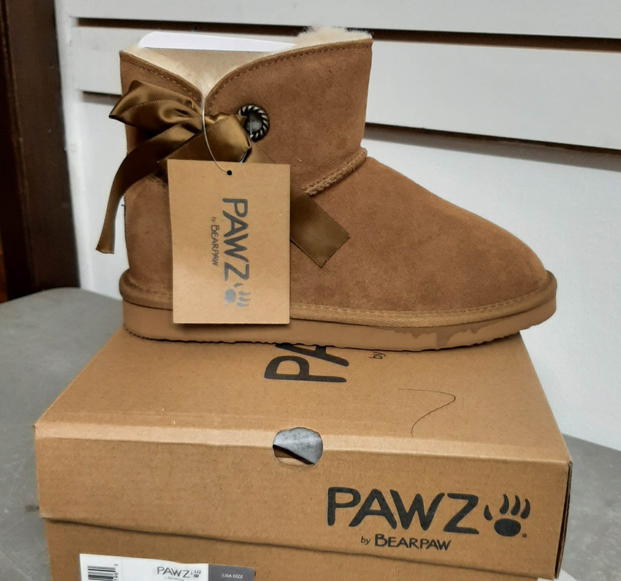 Womens BearPaw Pawz Amelia Boot – Plus Size For Us