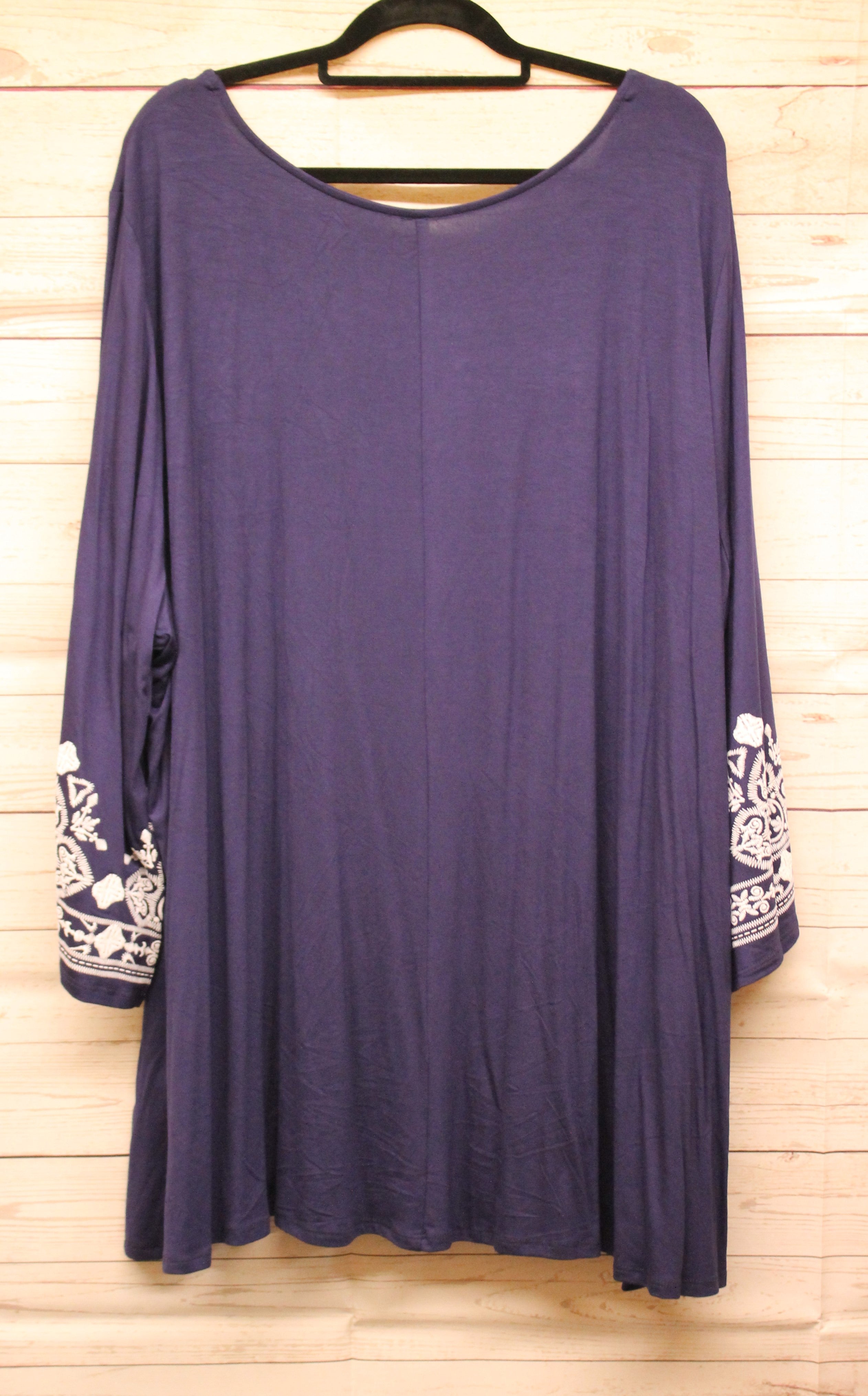 PSFU Navy Blue w White Lattice Sleeves