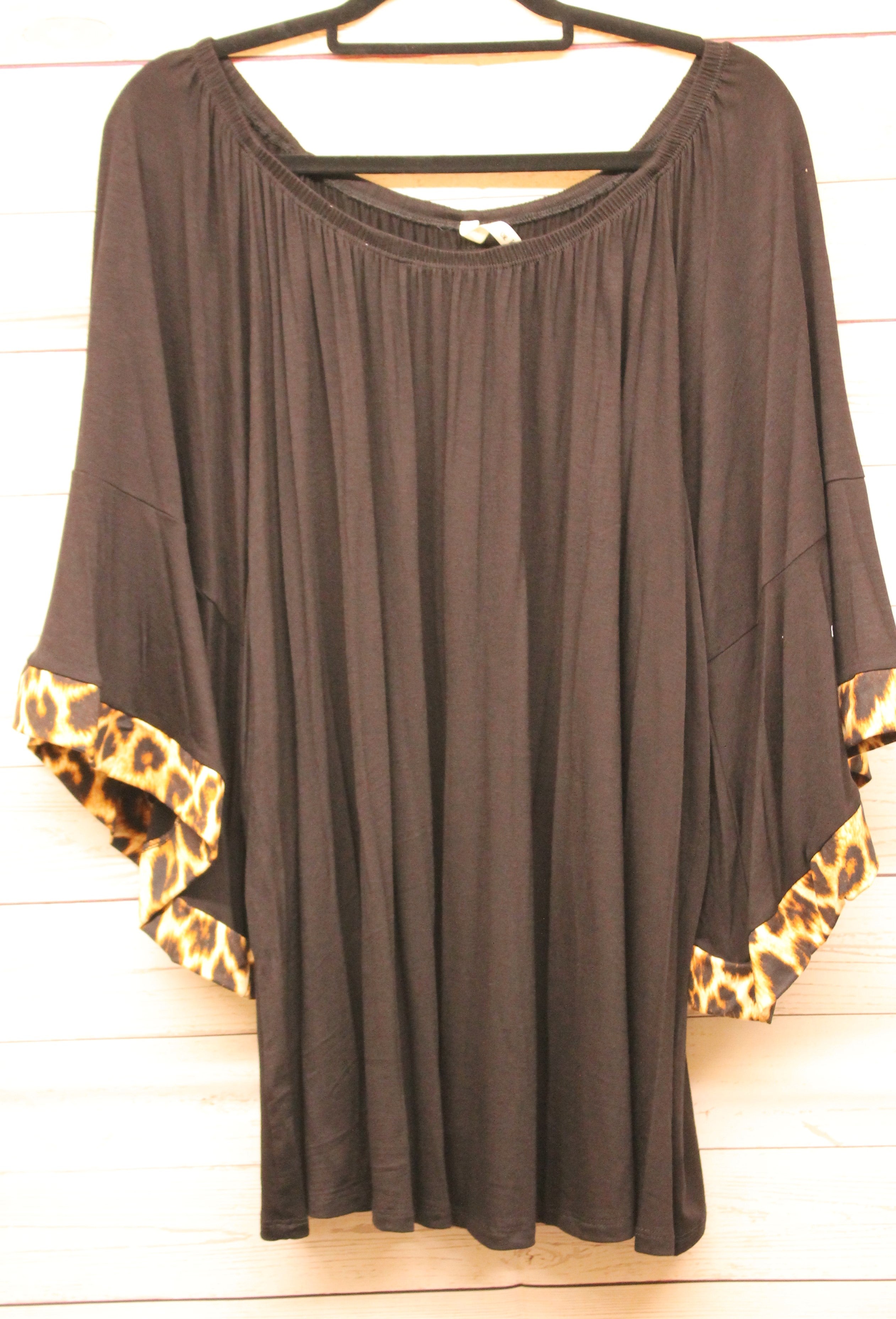 PSFU Black Top w Leopard Trim on Big Bell Sleeves