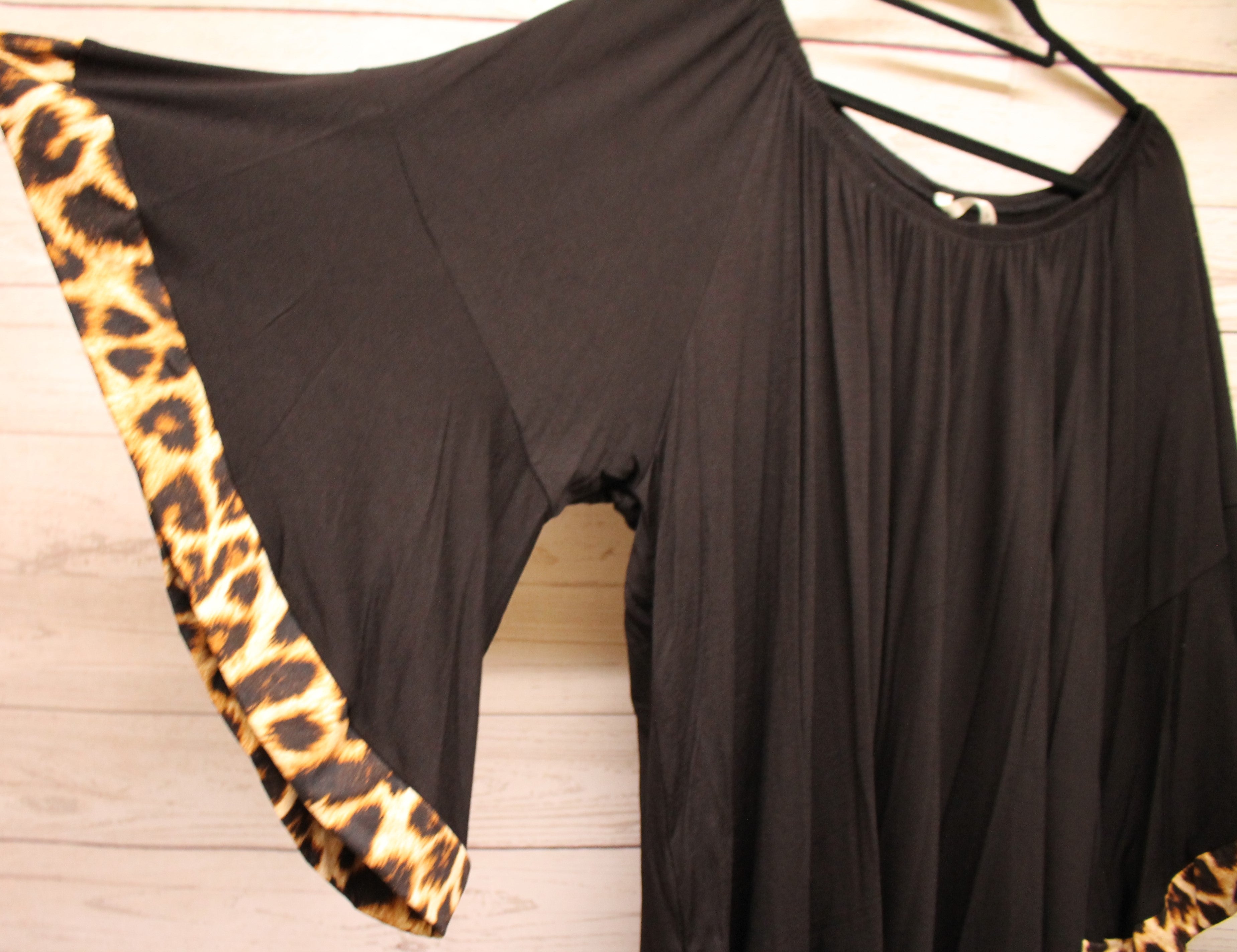 PSFU Black Top w Leopard Trim on Big Bell Sleeves